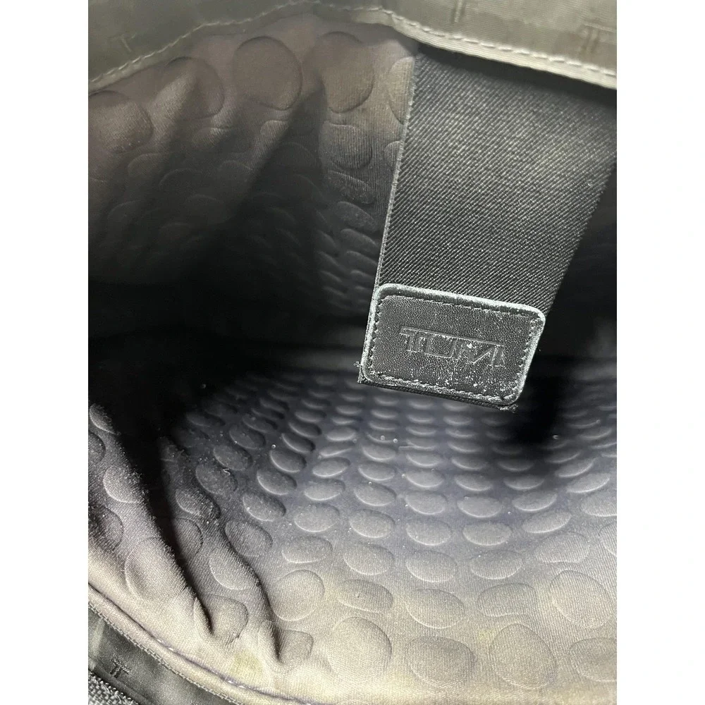 TUMI Messenger Bag Black Nylon Laptop Briefcase Mens Expandable Shoulder 18